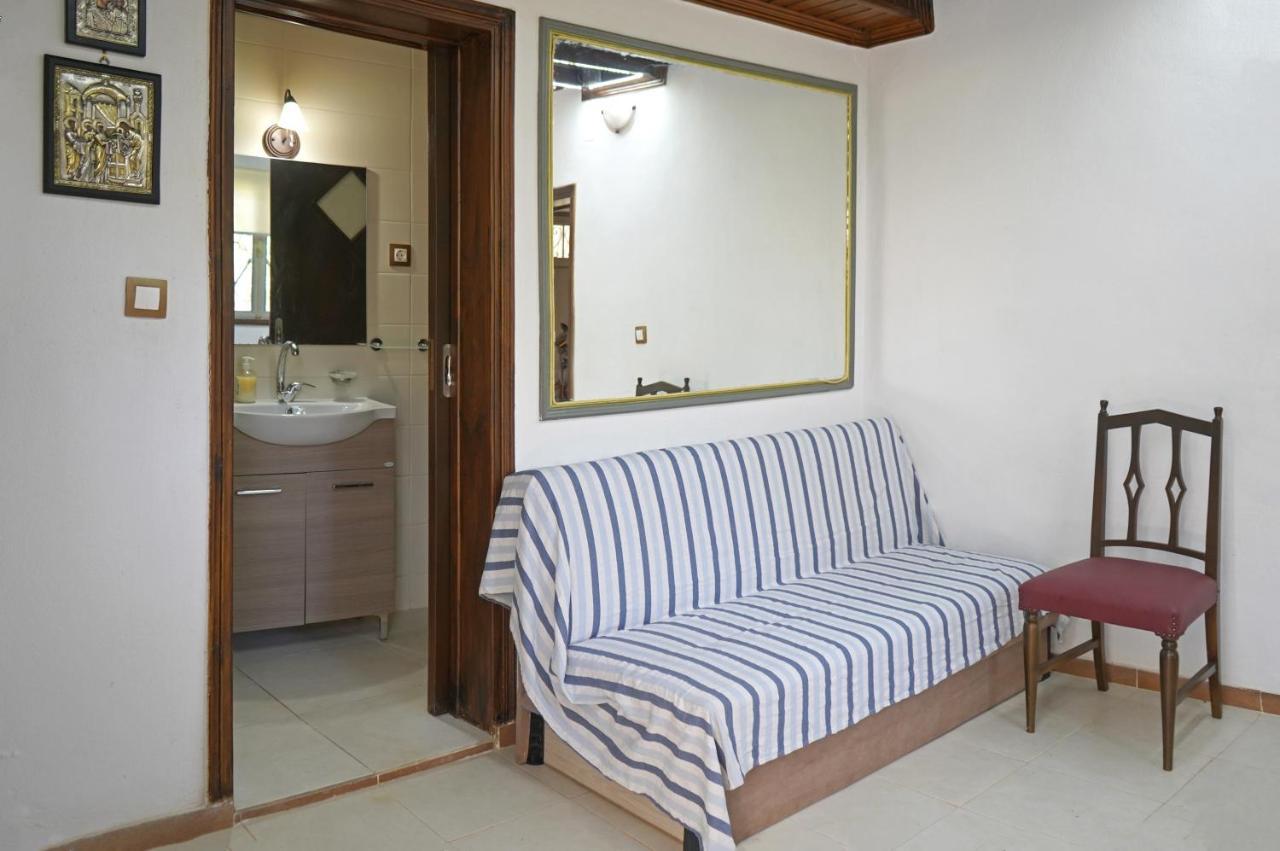 Veni Olive House Villa Kalamata Bagian luar foto