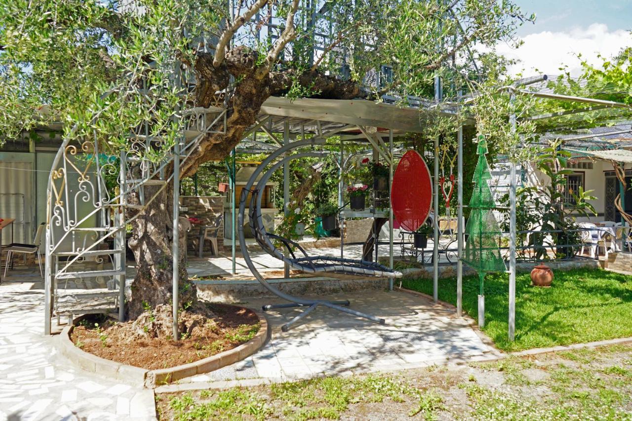 Veni Olive House Villa Kalamata Bagian luar foto