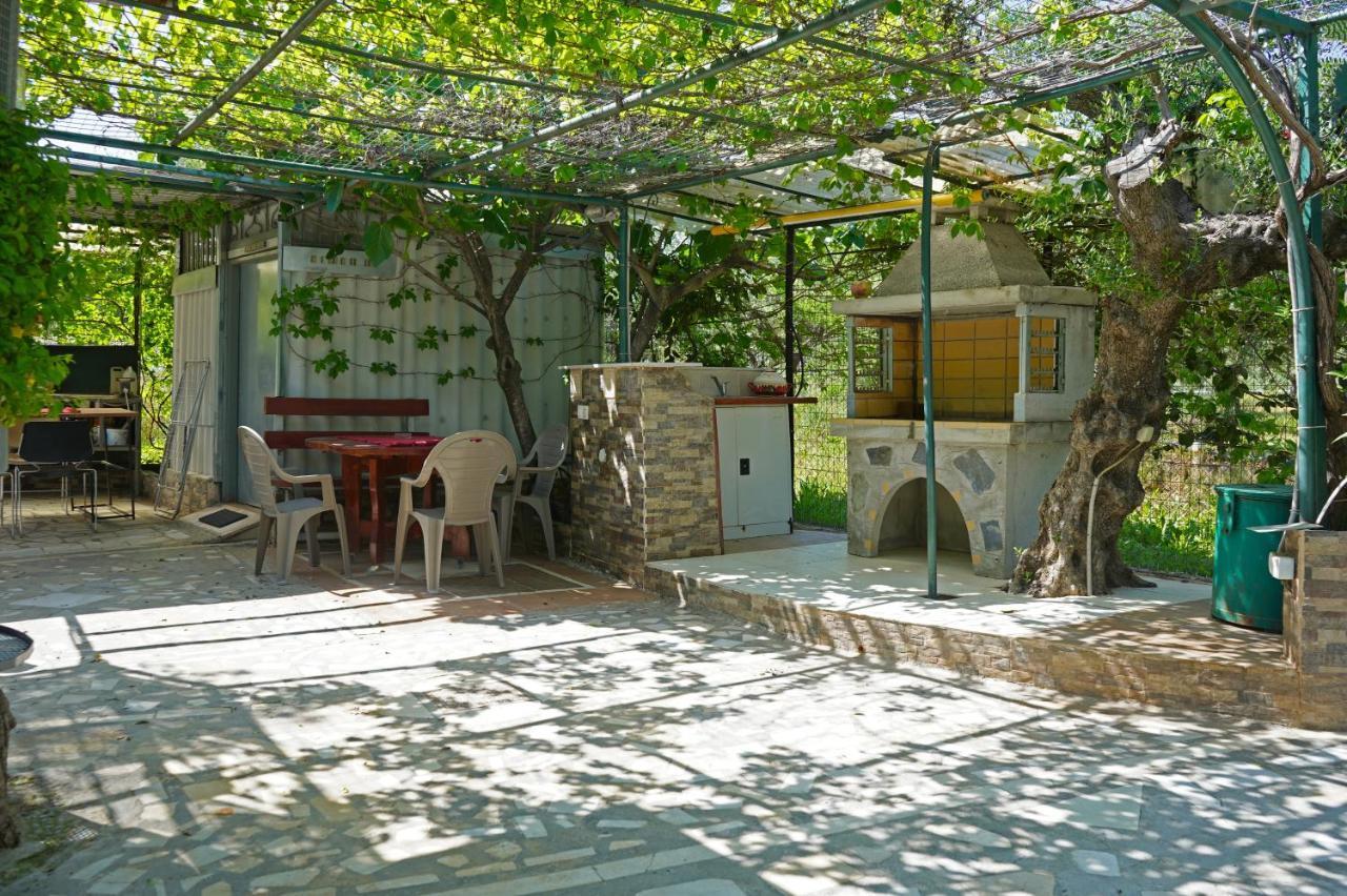 Veni Olive House Villa Kalamata Bagian luar foto